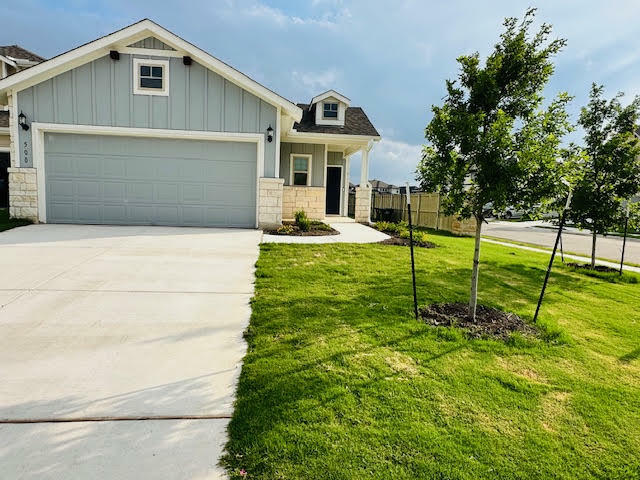 Property Photo: 500 Kaitlyn Circle TX 78642