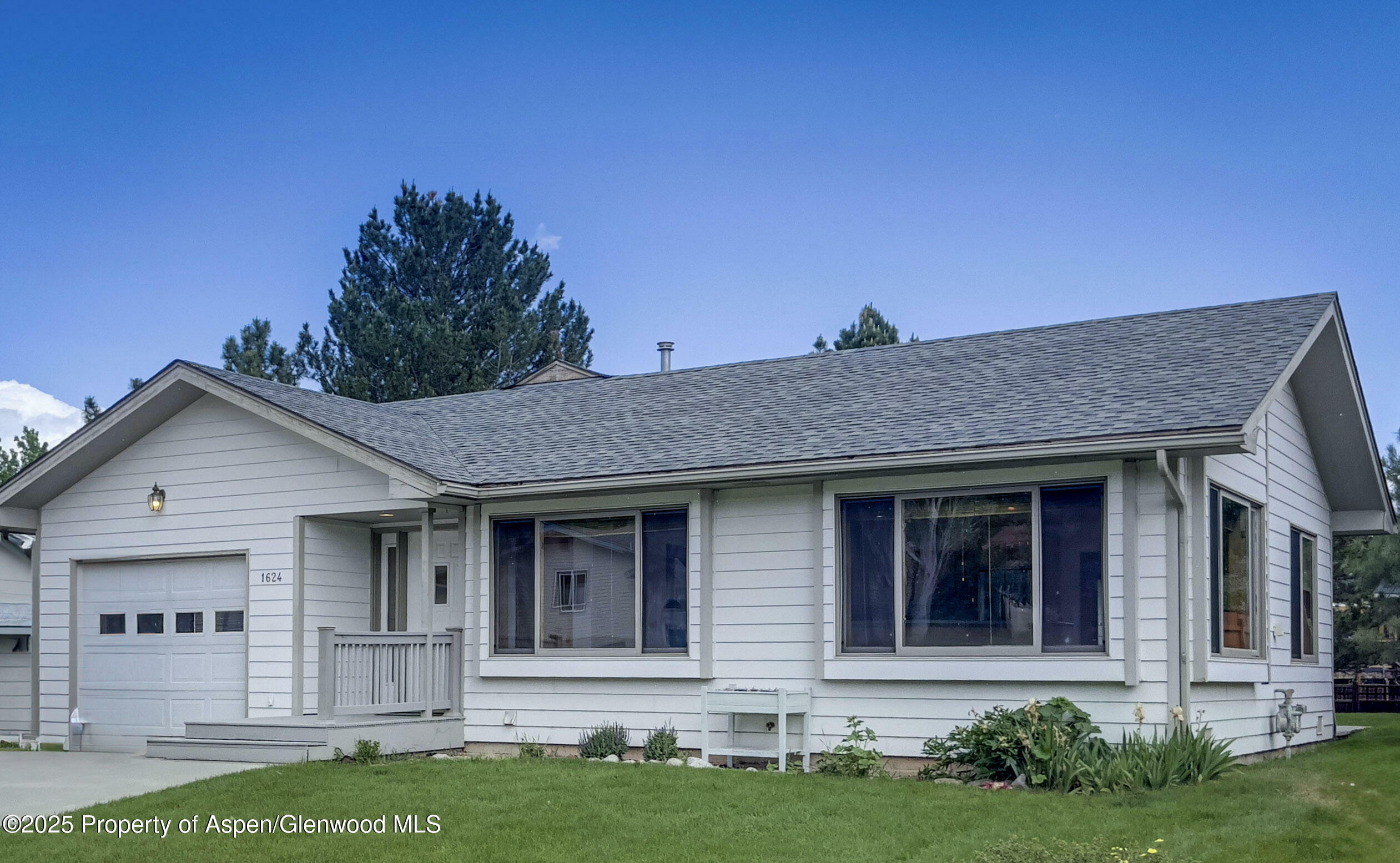Property Photo: 1624 Defiance Drive CO 81623