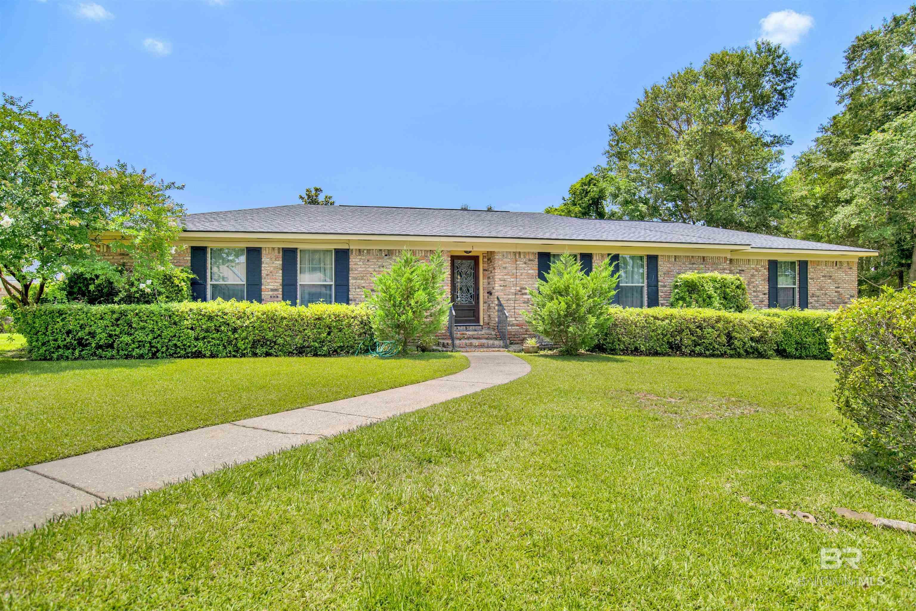 Property Photo:  1 Village Main  AL 36527 