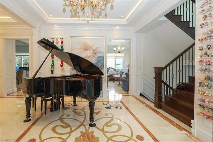 Property Photo: 875 W 38th Avenue BC V5Z 2L7