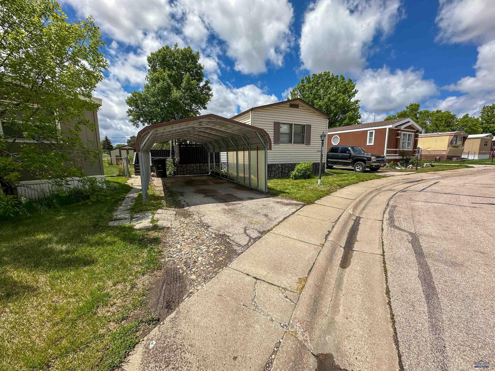 Property Photo: 840 N Spruce #165 Meadowlark Mh Court SD 57701