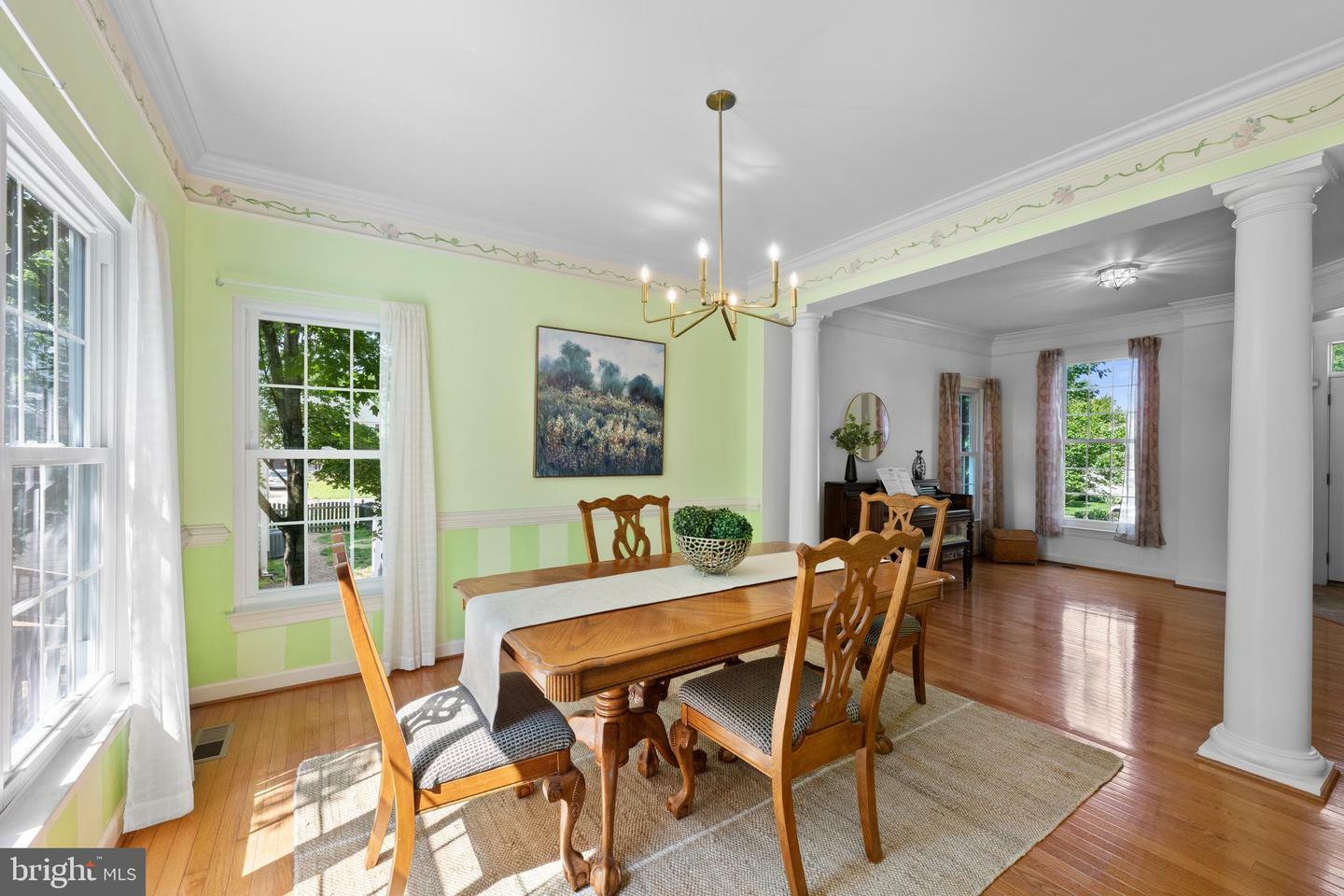 Property Photo: 18722 Timoney Court VA 20176