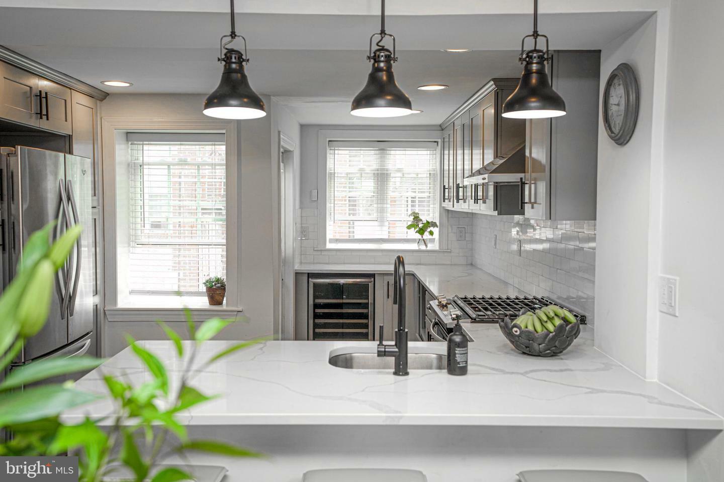 Property Photo: 710 Clymer Street PA 19147