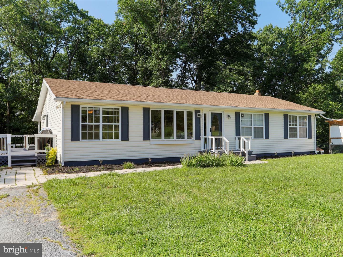 Property Photo: 51 Trent Arden Court WV 25405