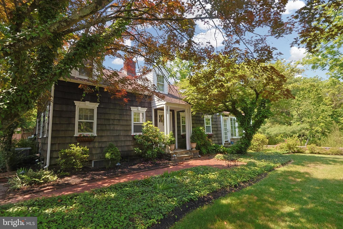 Property Photo: 726 Forest Grove Road PA 18980