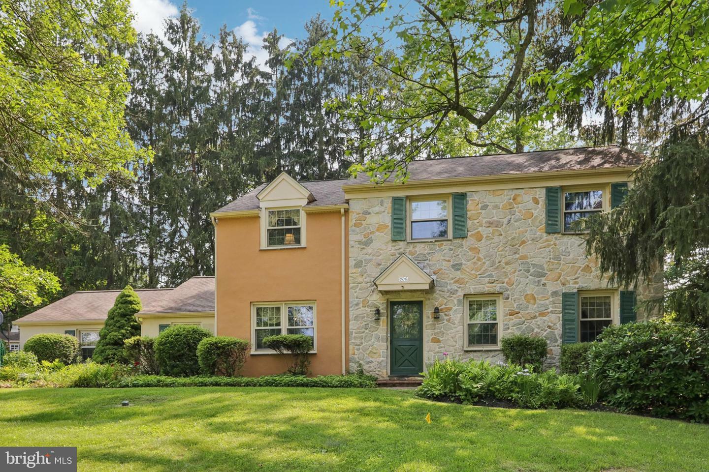 800 Hunt Club Lane  Chester Springs PA 19425 photo