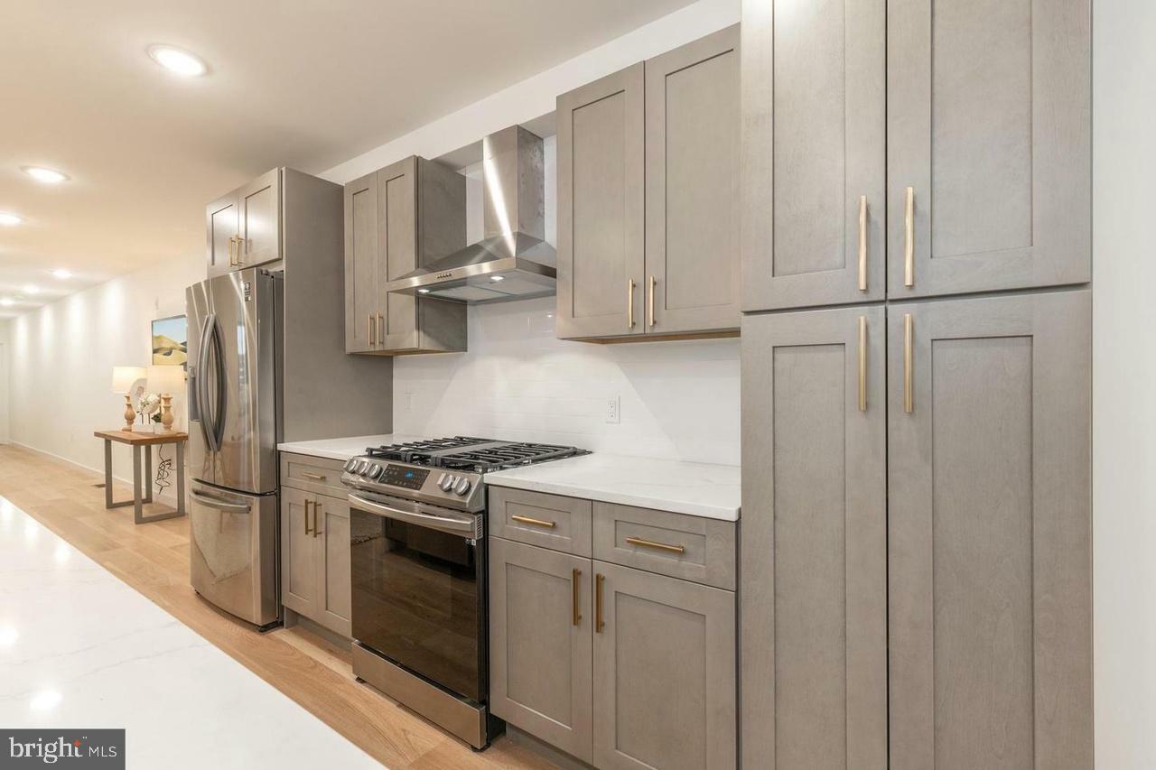 Property Photo: 850 N 19th Street A PA 19130