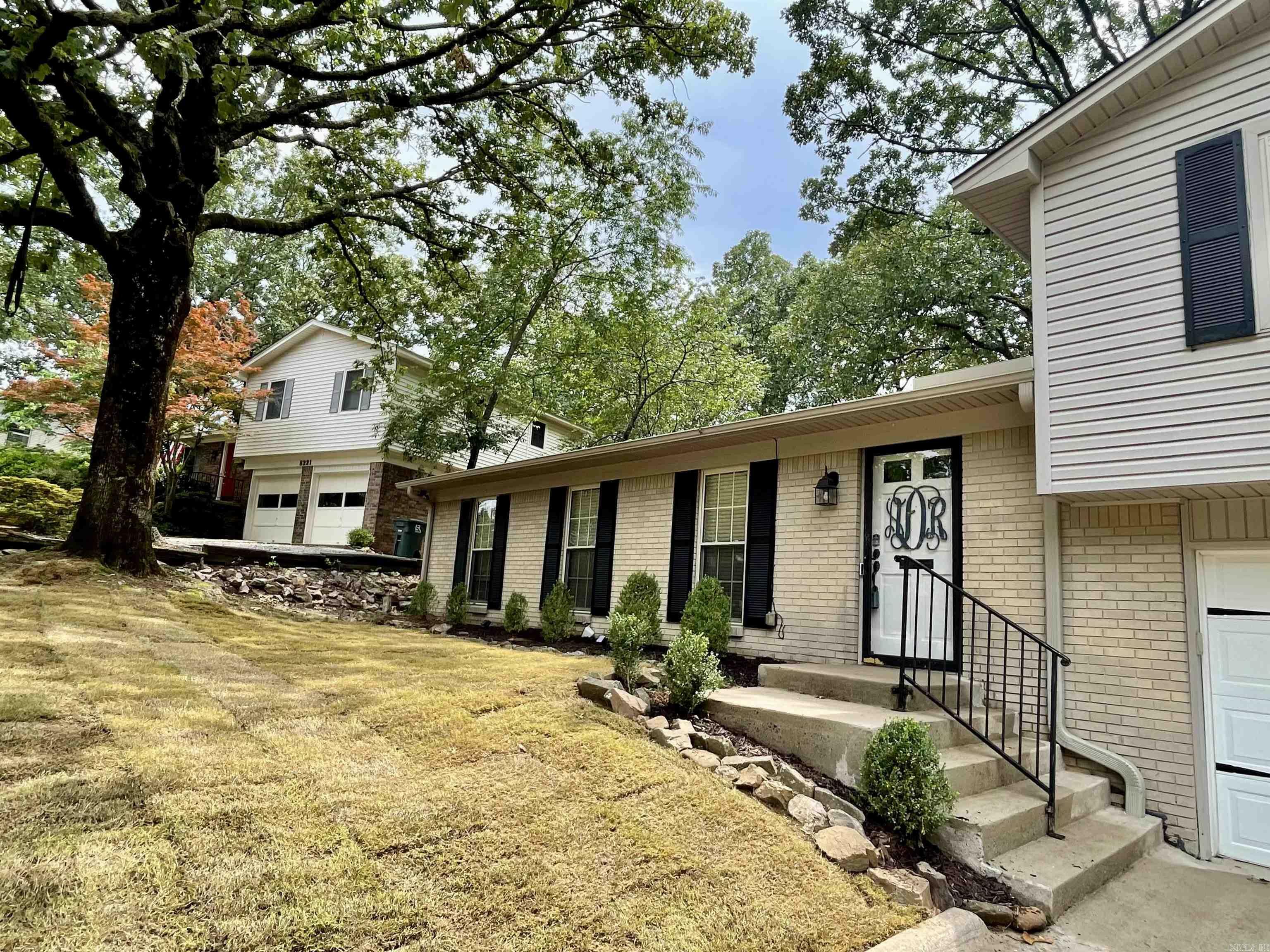 Property Photo: 8223 Leatrice Drive AR 72227