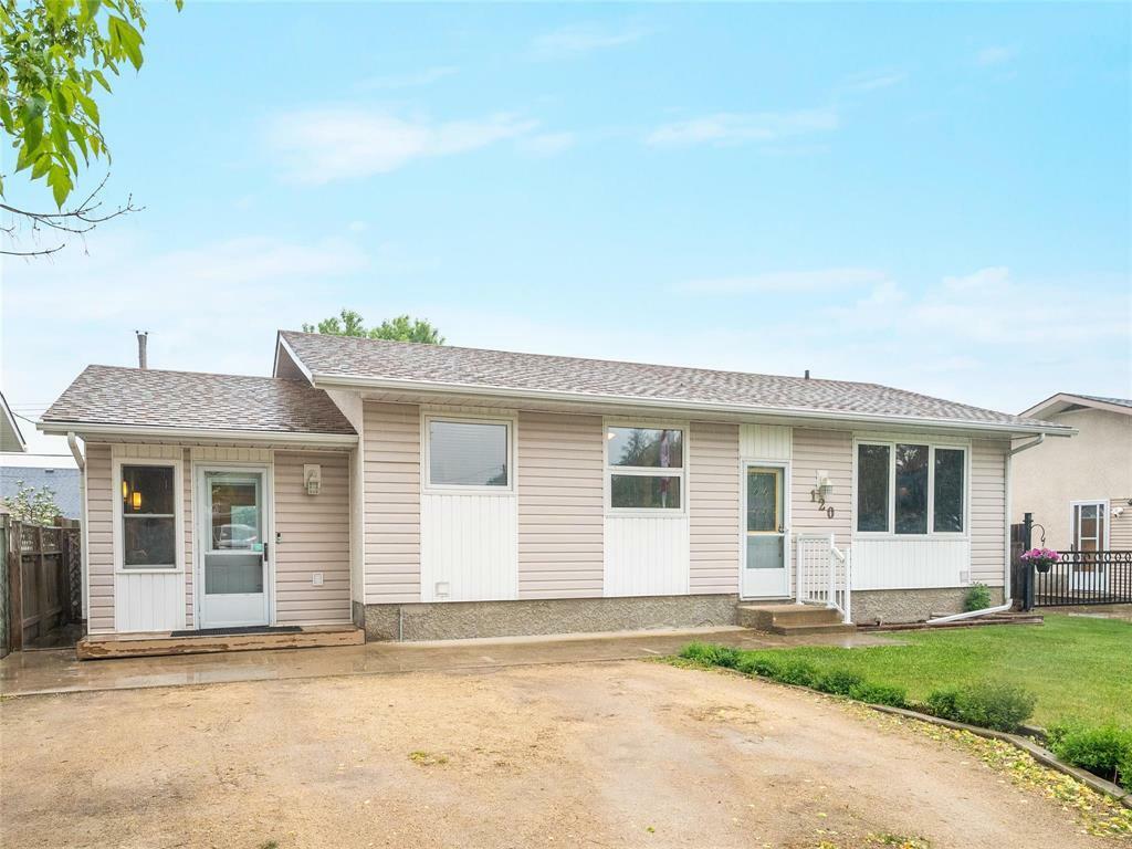 Property Photo: 120 Fifth Street South MB R0E 0C0