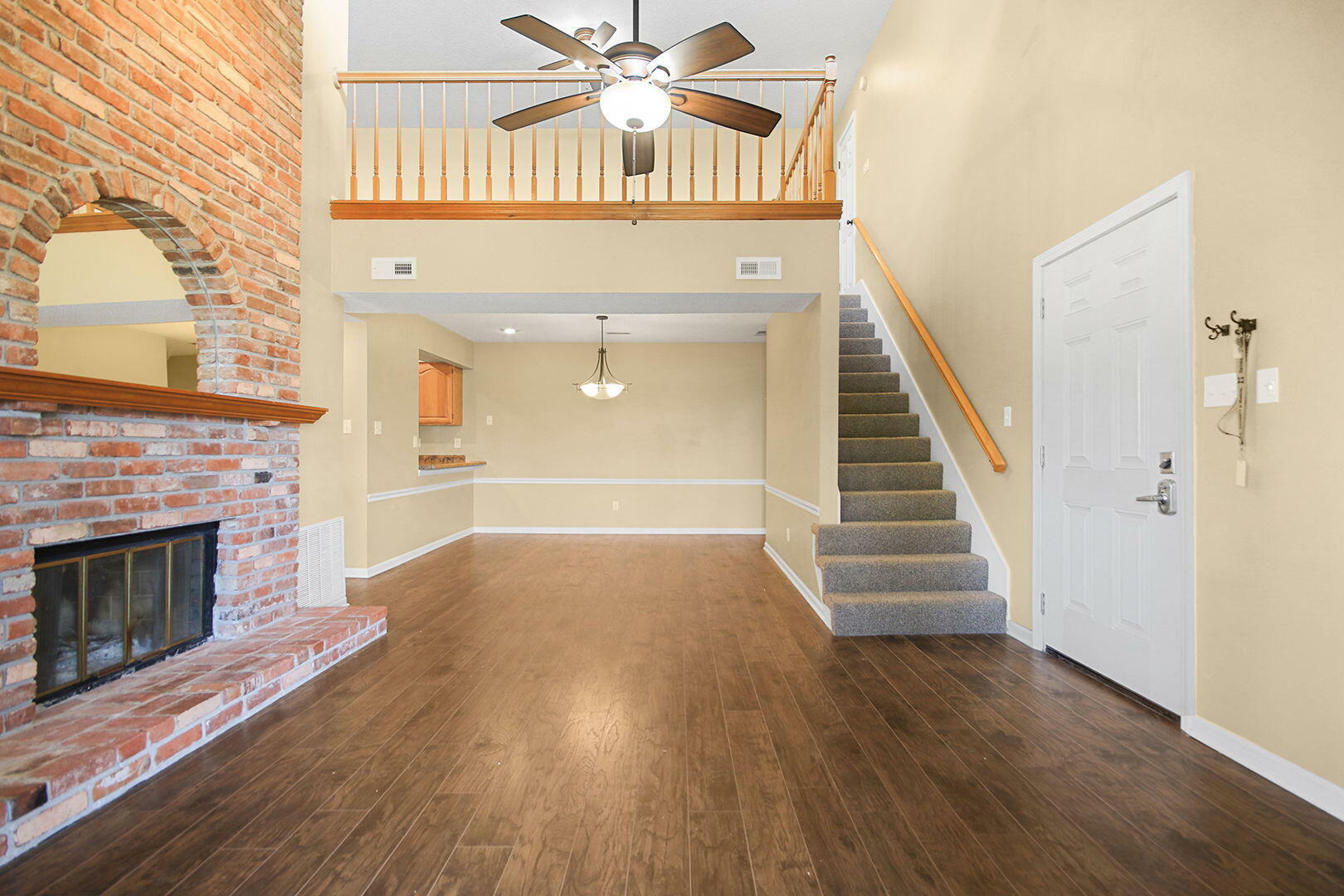 Property Photo: 100 E Green Meadows MO 65203