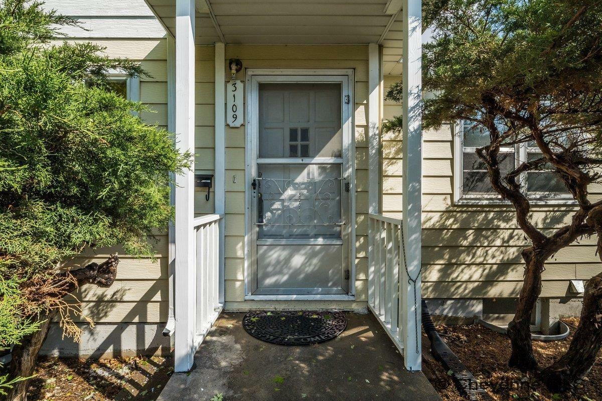 Property Photo: 3109 Forest Dr WY 82001
