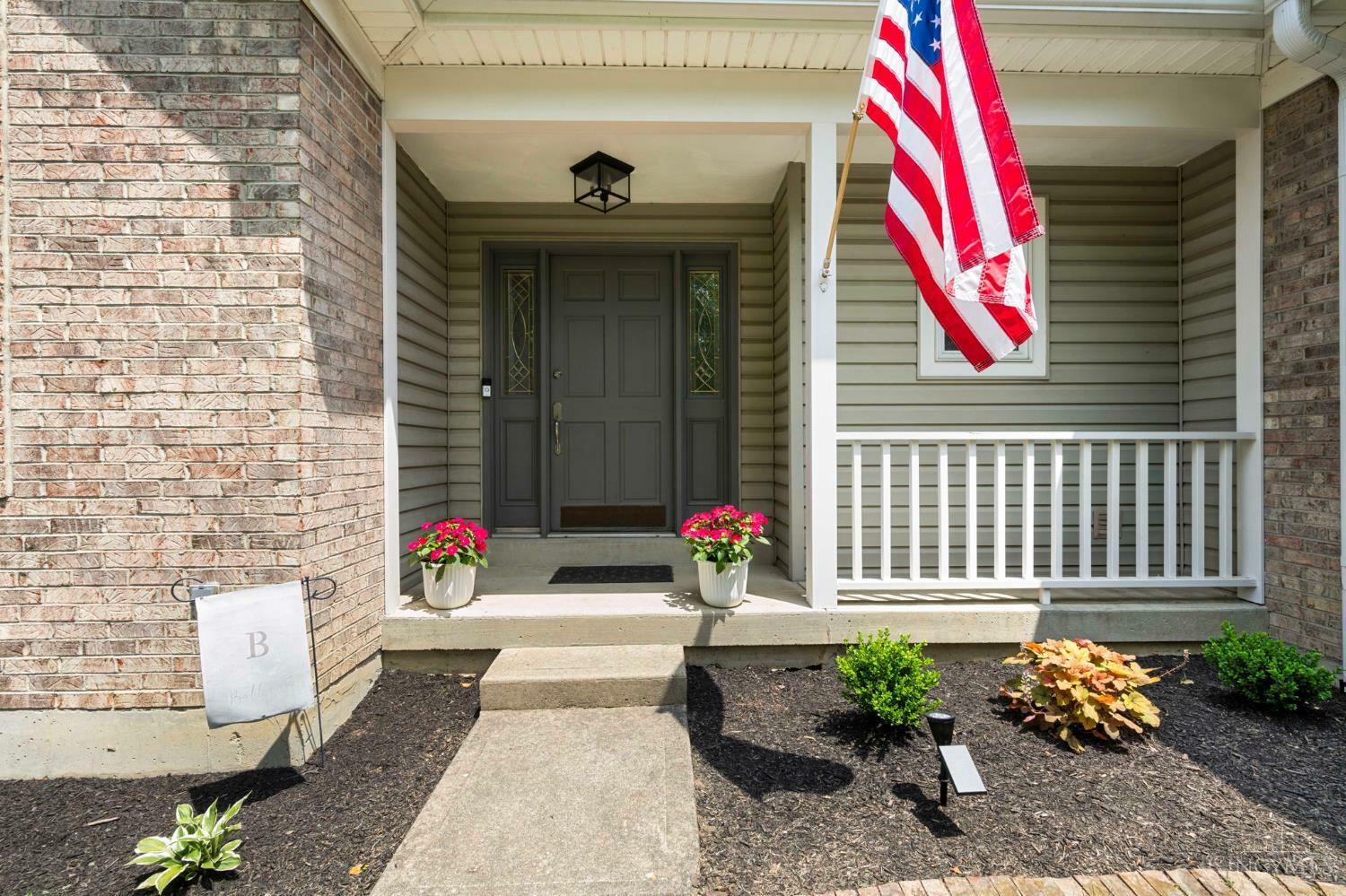 Property Photo: 550 Meadowtrail Court OH 45231