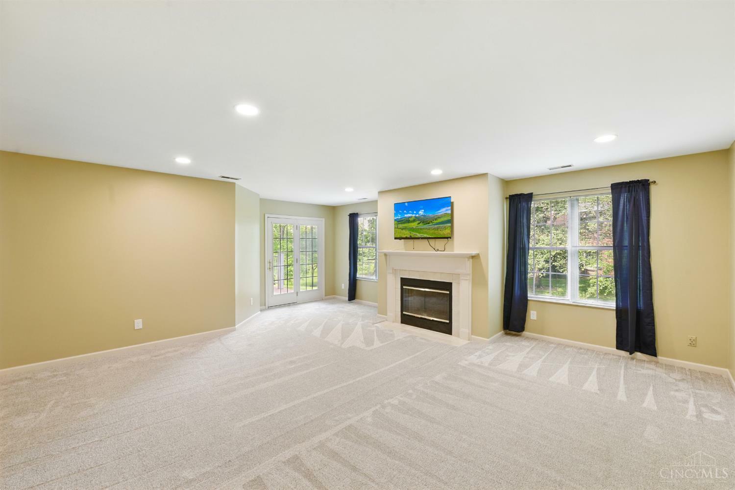 Property Photo: 5161 Carriage Hill OH 45248