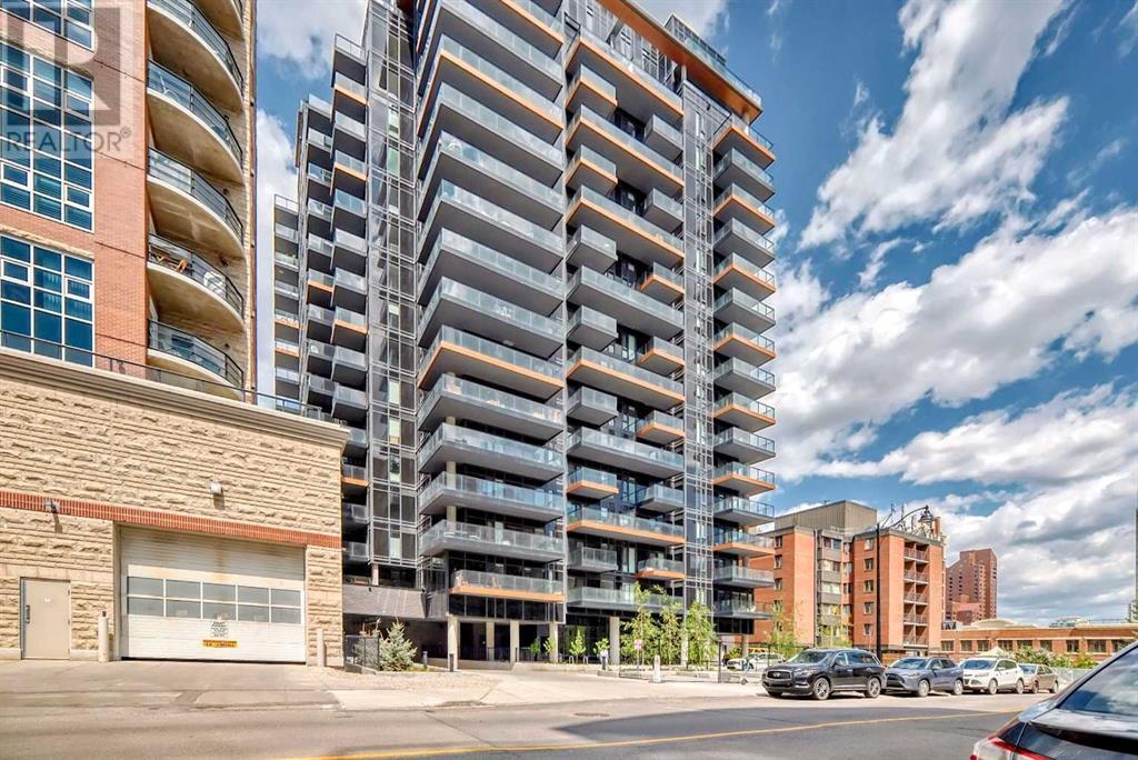 Property Photo: 730 2 Avenue Southwest AB T2P 1R8