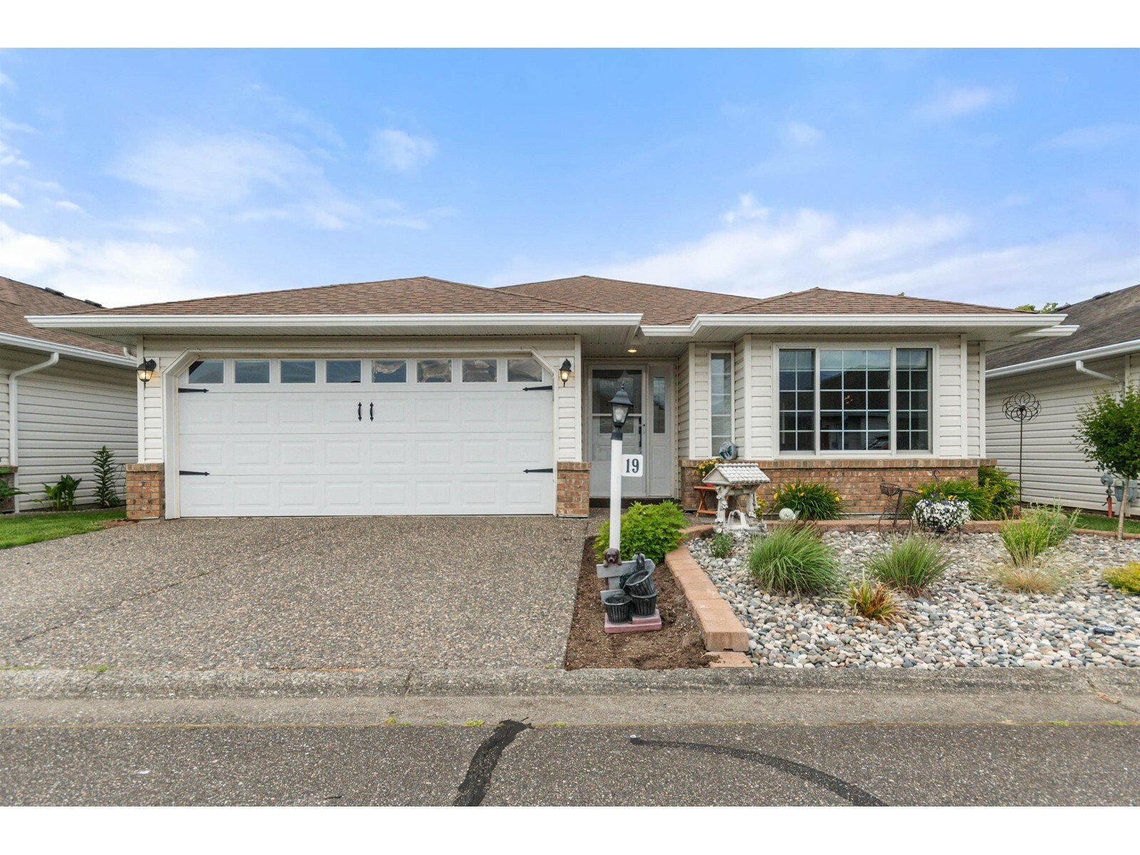 Photo de la propriété: 46485 Airport Road 19 BC V2P 7Y1