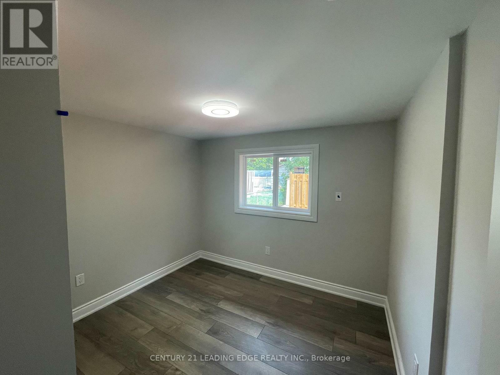 Property Photo: 314 Grove E Street Side ON L4M 5J3