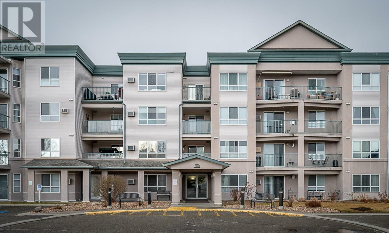 Photo de la propriété: 860 Nicolani Drive 303 BC V2B 5B3