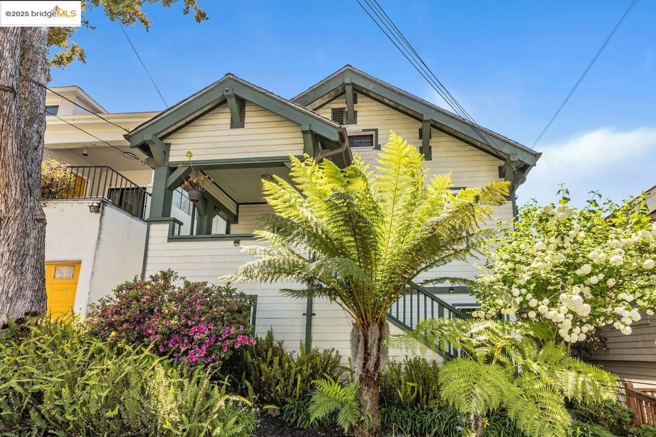 Property Photo: 85 Linda Ave CA 94611