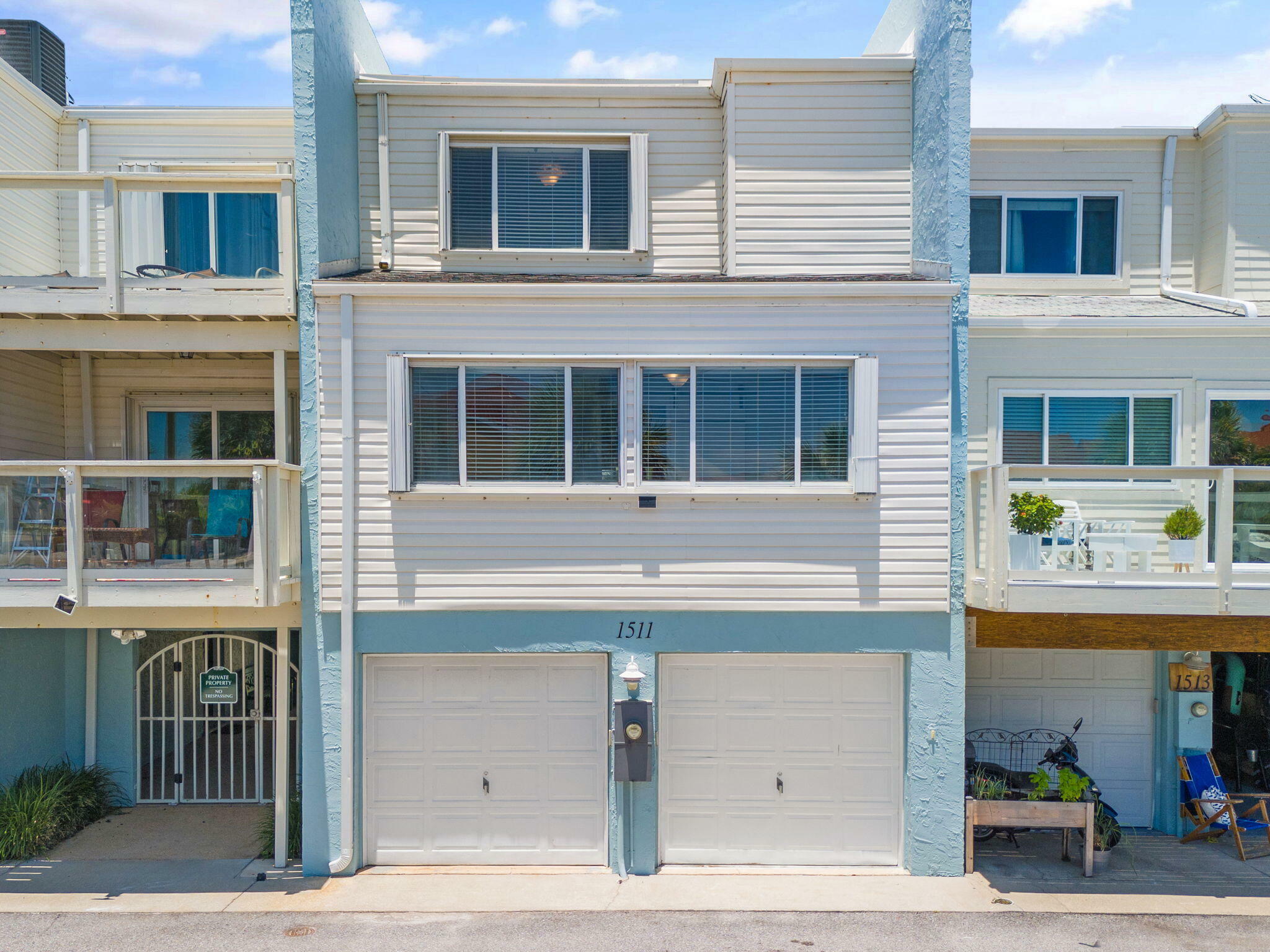 Property Photo: 1511 Via De Luna Drive FL 32561