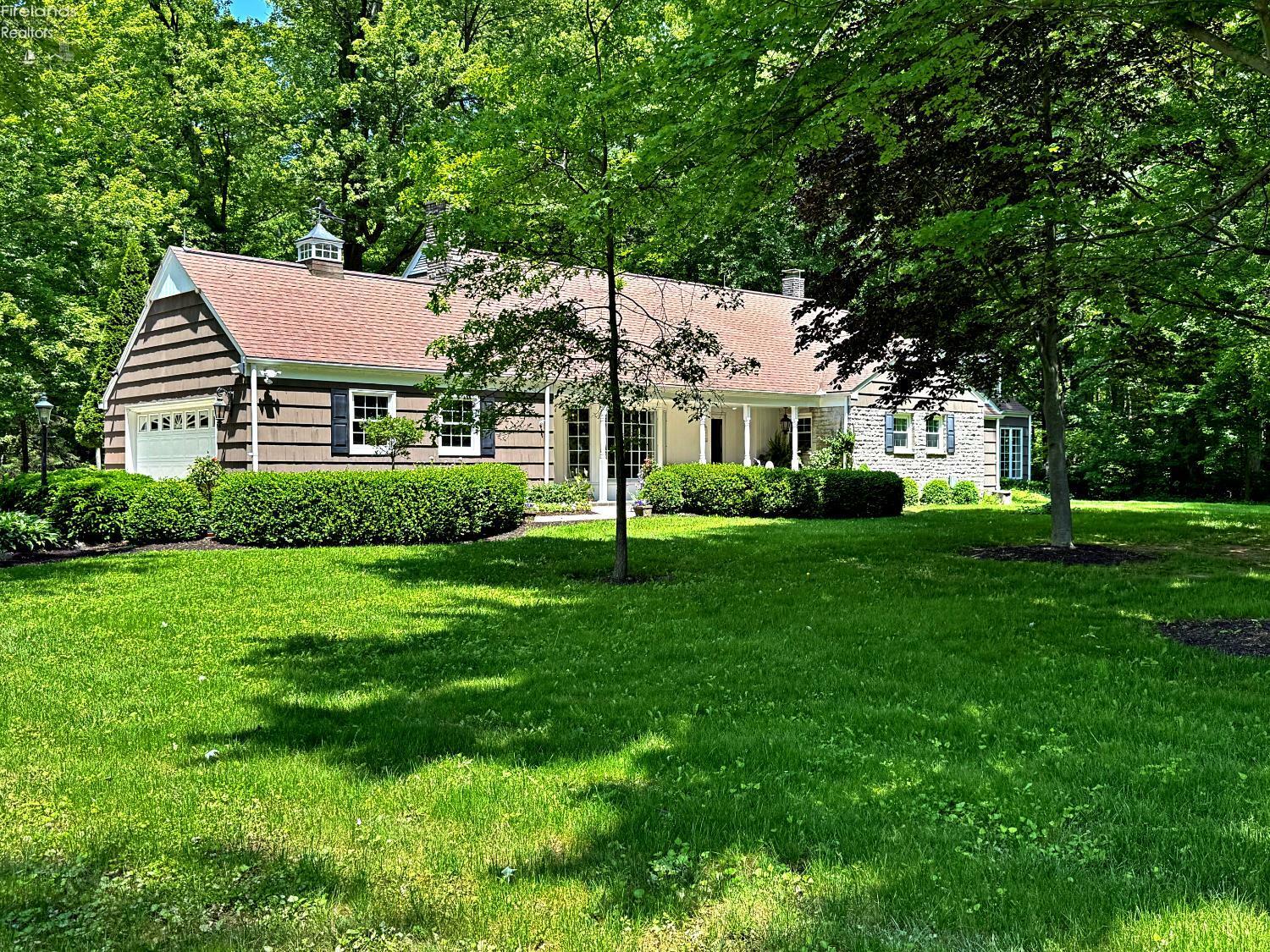 Property Photo: 2483 W County Road 52 OH 44883