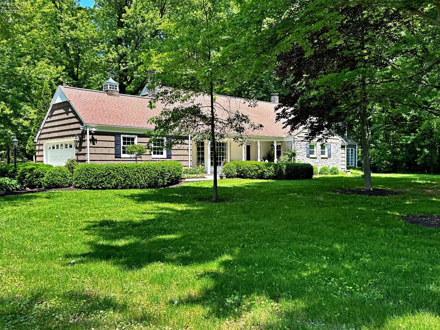 Property Photo: 2483 W County Road 52 OH 44883