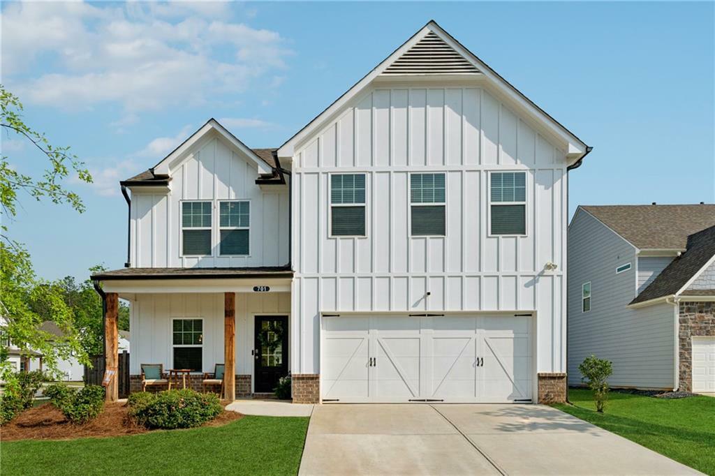 Property Photo: 701 Woodward Court GA 30114