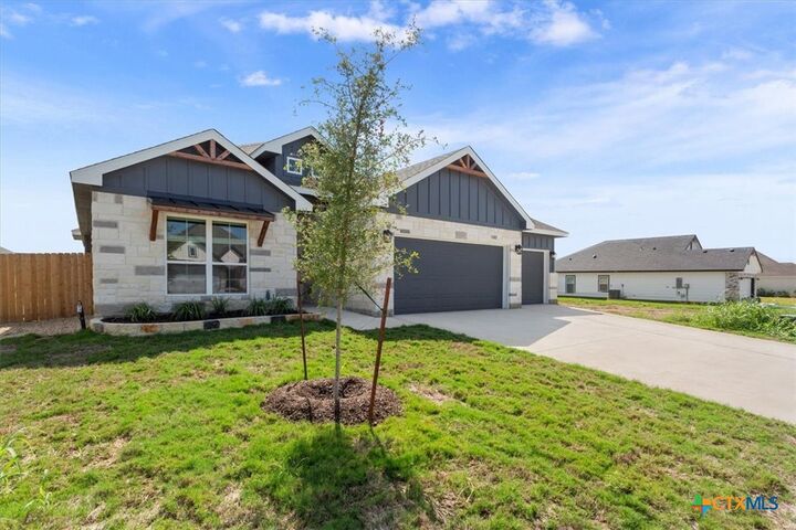 Property Photo: 1850 Horatio Street TX 76559