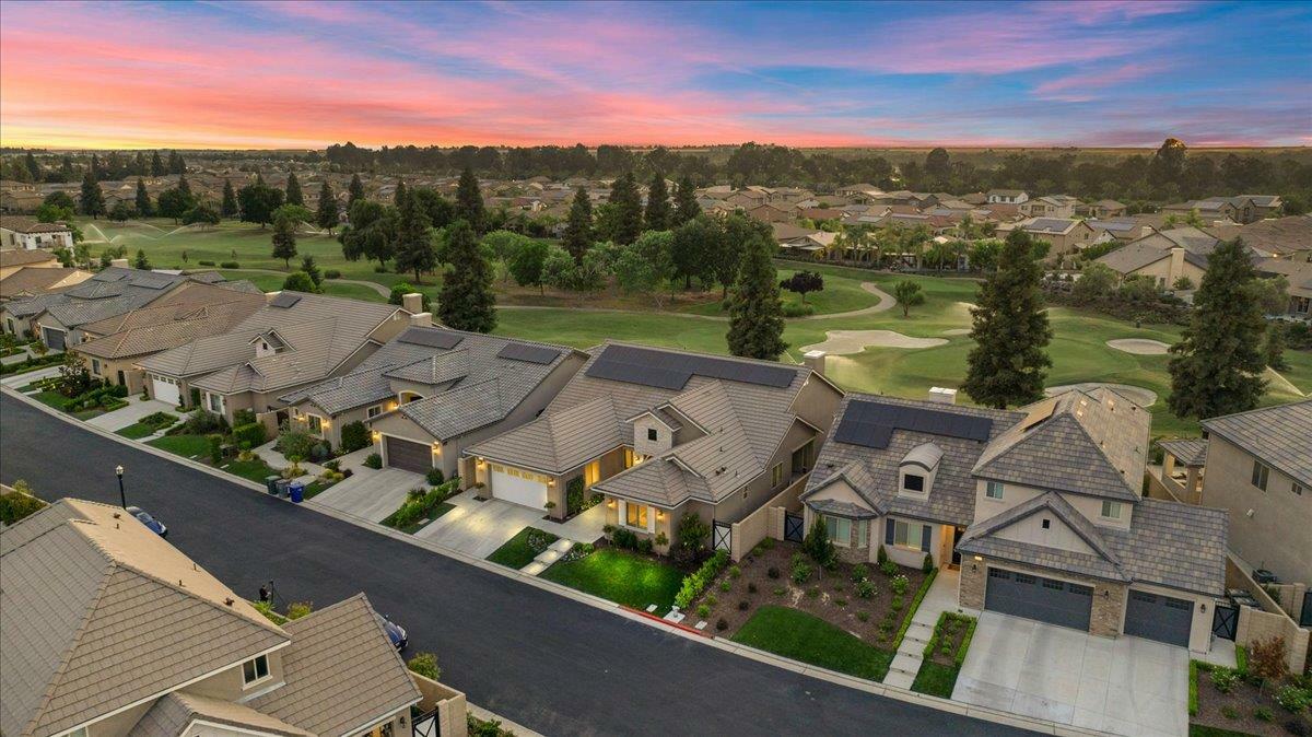 Property Photo: 11753 N Turf Drive CA 93730