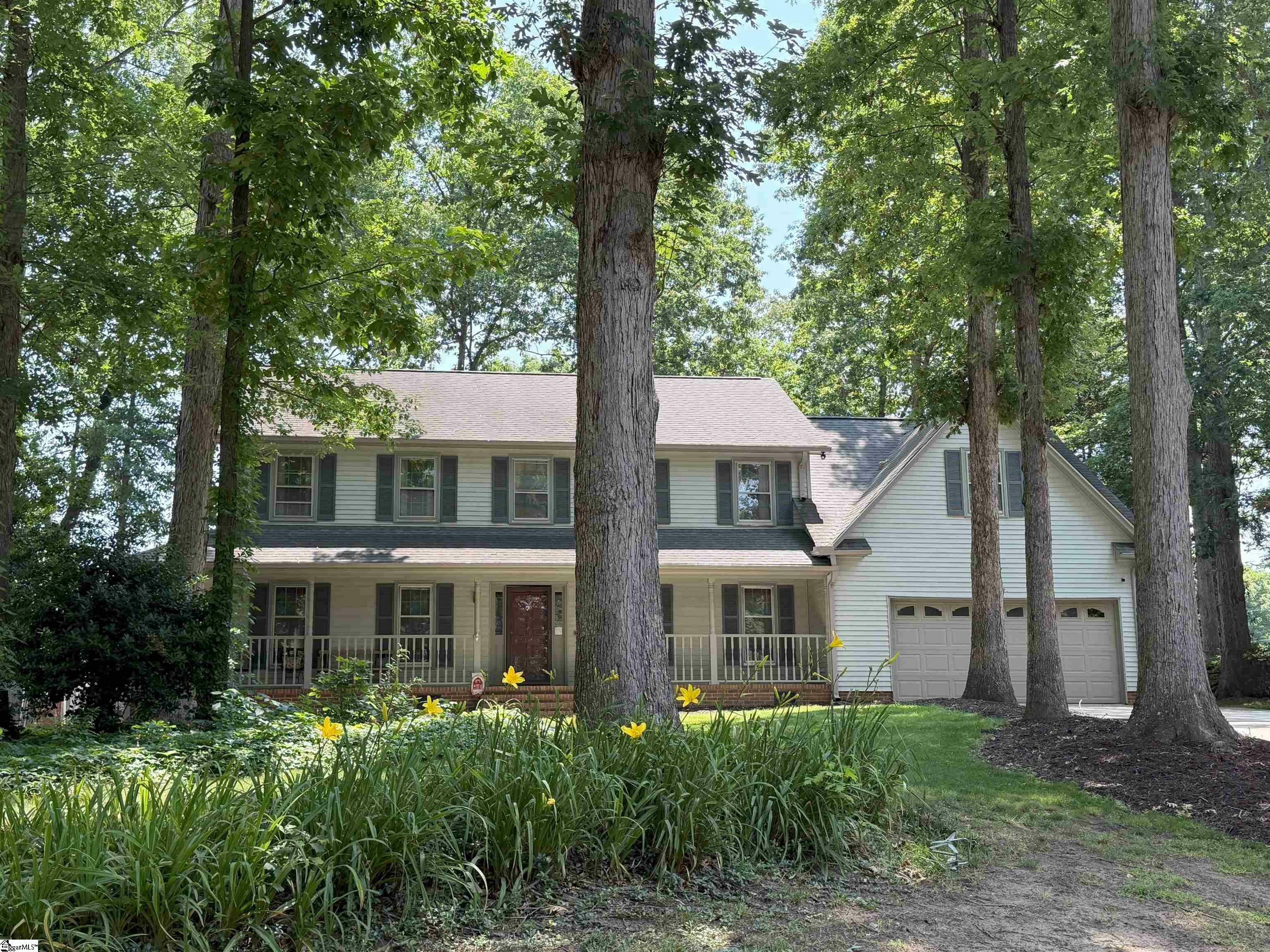Property Photo: 111 Firethorne Court SC 29650