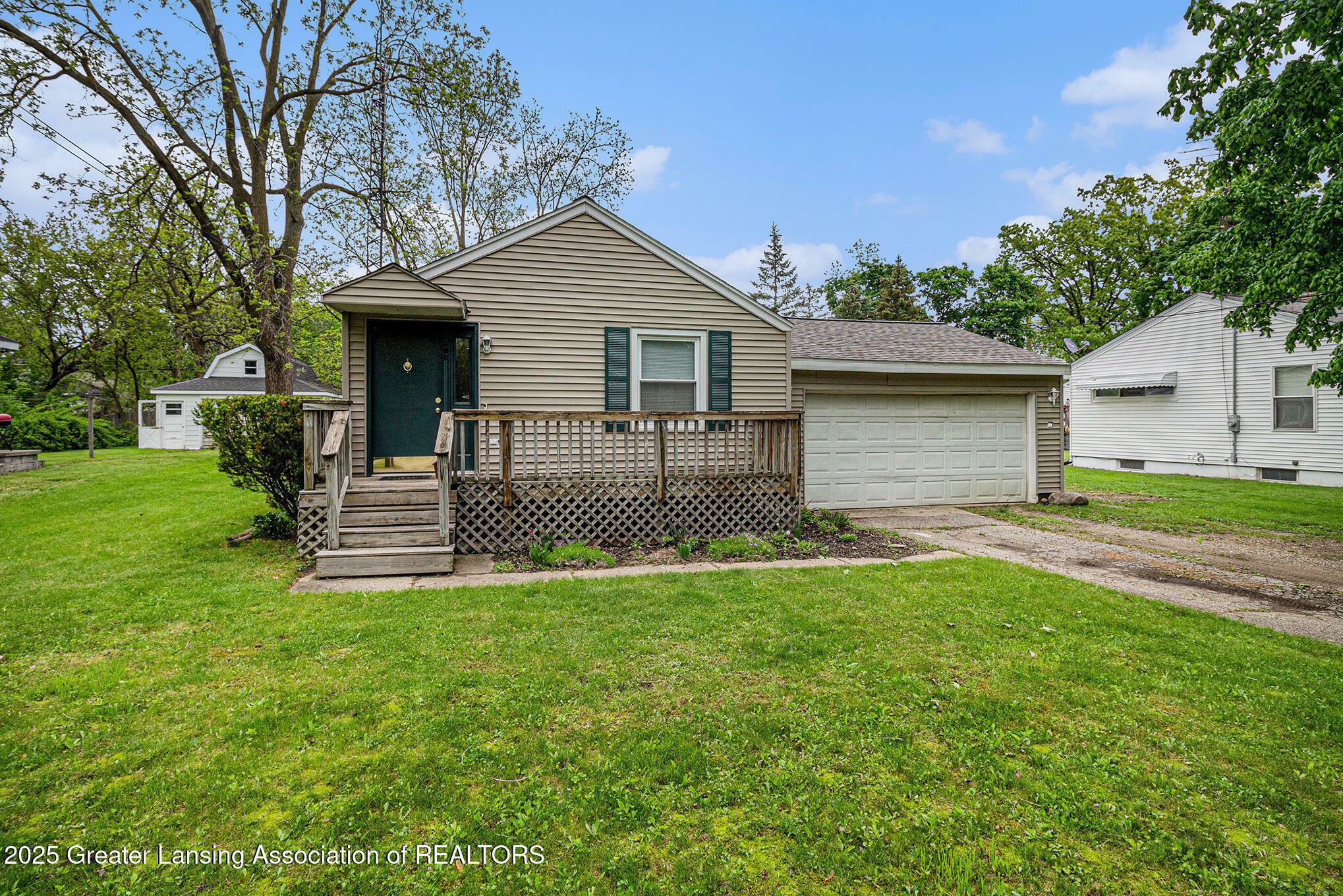 Property Photo: 1308 Lynn Street MI 48867