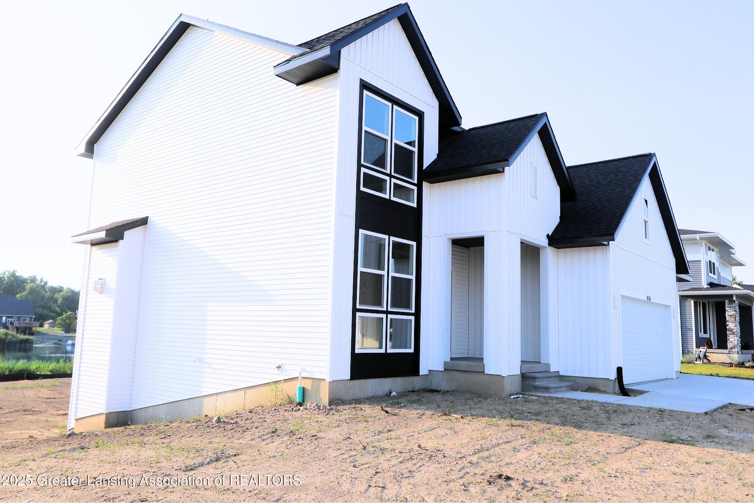 Property Photo: 606 Launch Point Drive MI 48872