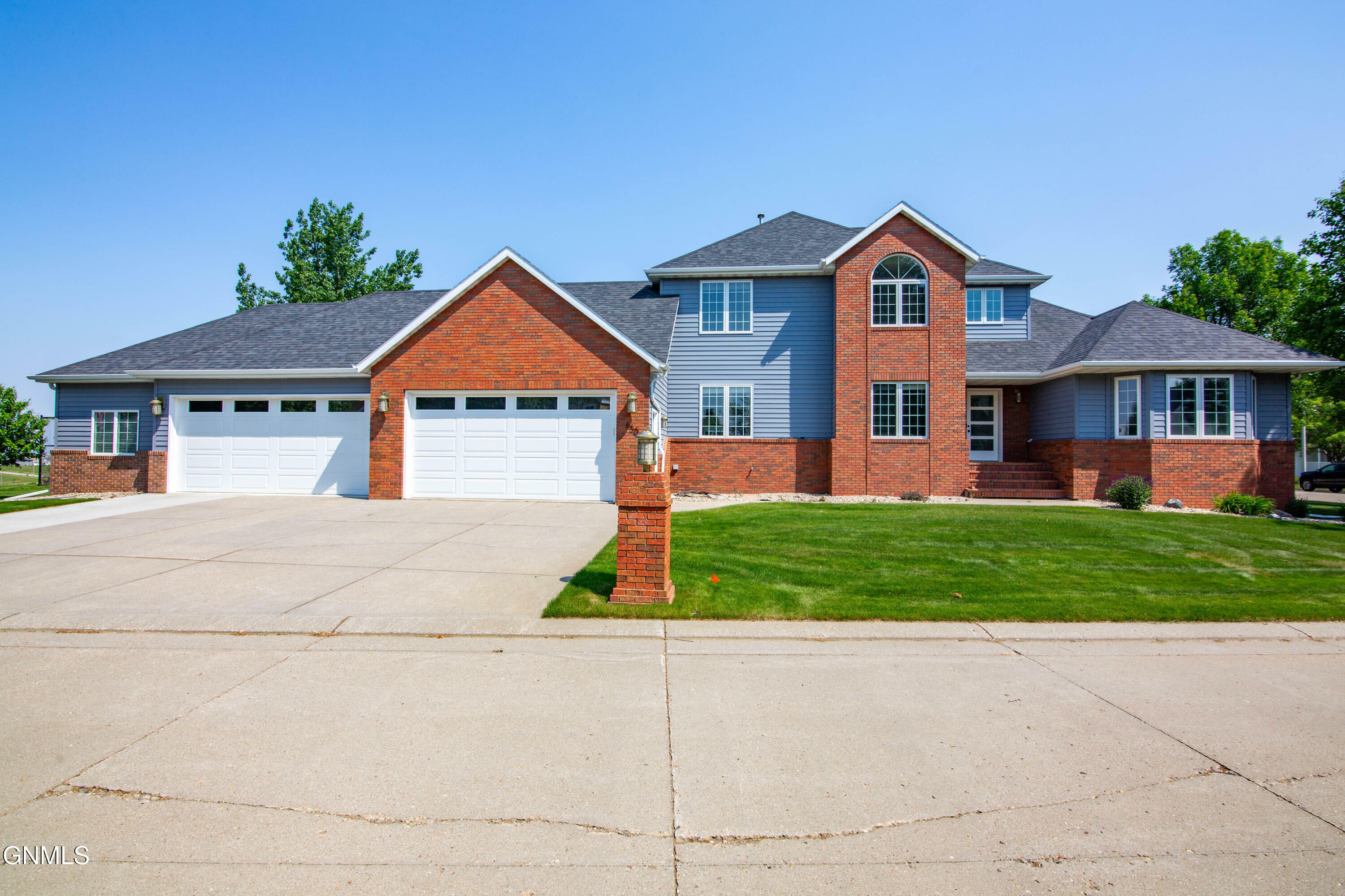 650 Terrace Drive  Bismarck ND 58503 photo