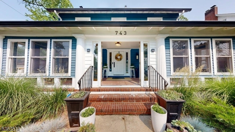 Property Photo:  743 Haxtun Ave  NJ 07050 