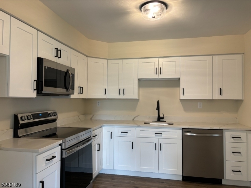 Property Photo: 69 Farm Rd N NJ 08844