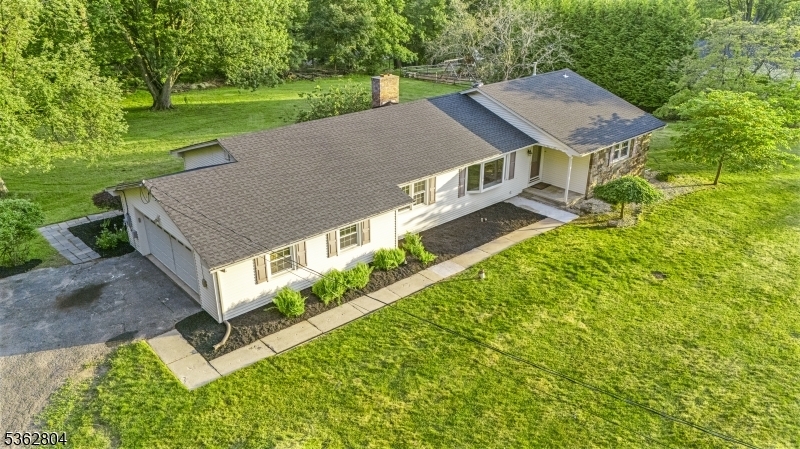 Property Photo: 4 Hickory Trl NJ 08822
