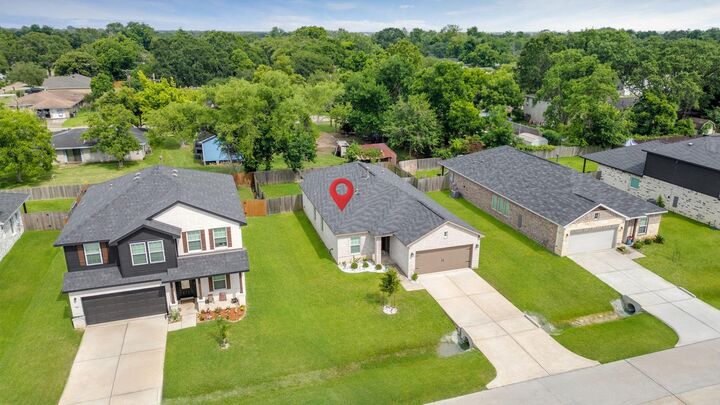 Property Photo: 7315 Parkview Drive TX 77563