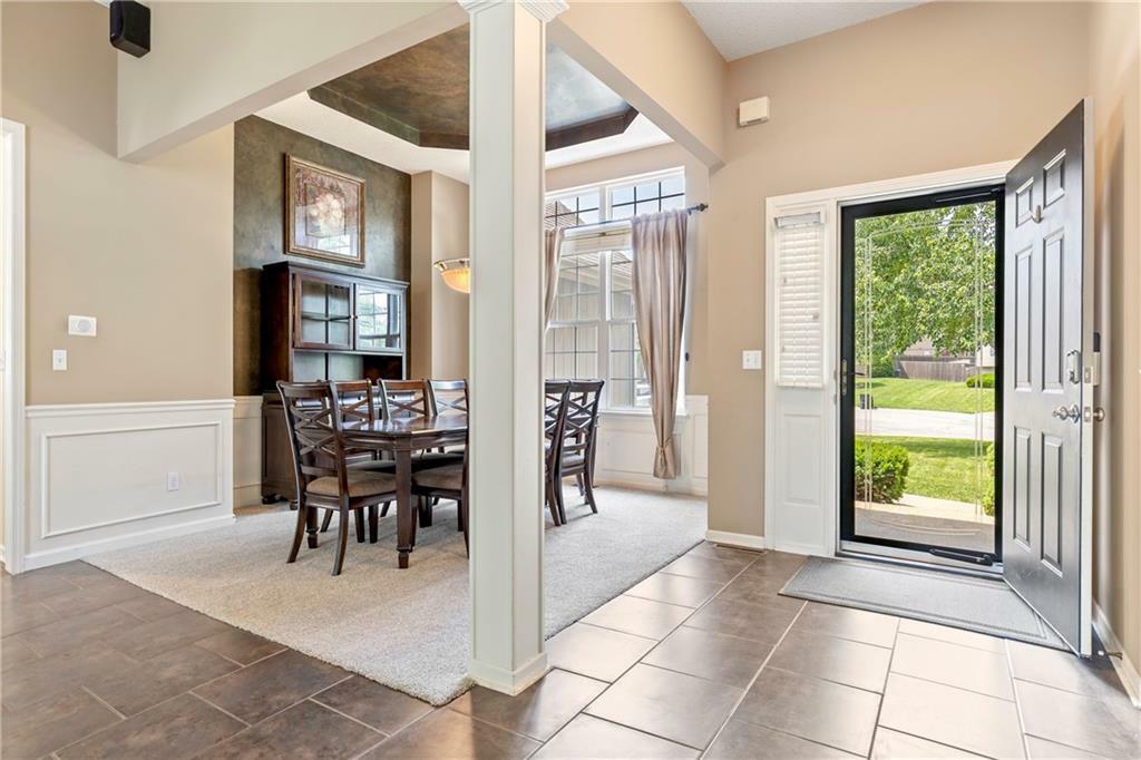 Property Photo:  1009 NE Scenic Court  MO 64064 