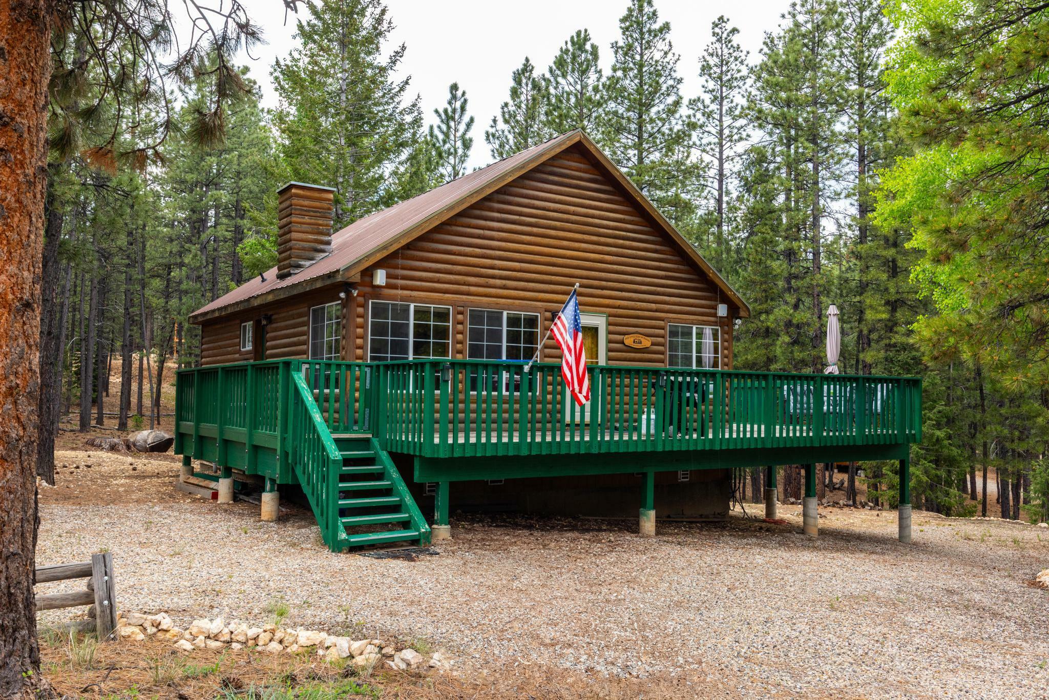 Property Photo: 1395 N Heavenly Dr UT 84762