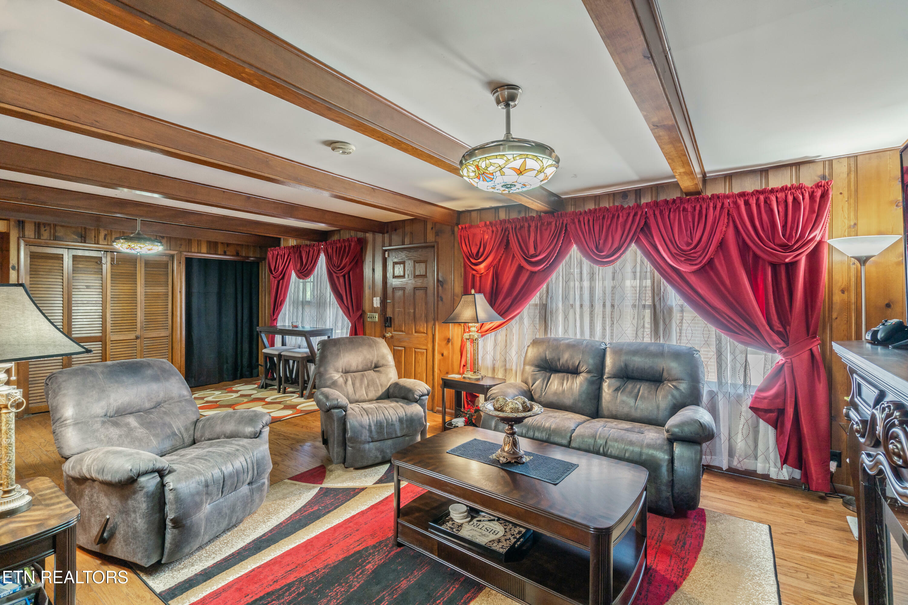 Property Photo: 129 N Kingston Ave TN 37854