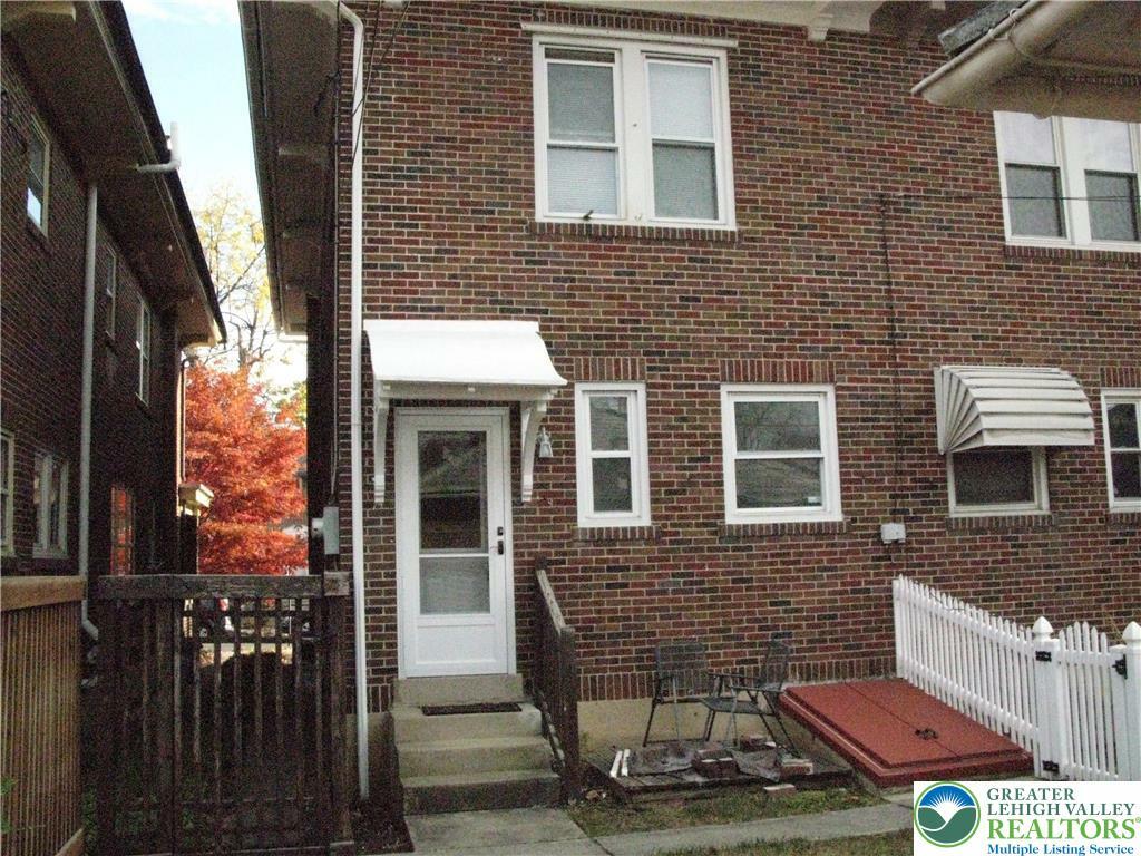 Property Photo:  520 N Muhlenberg Street  PA 18104 