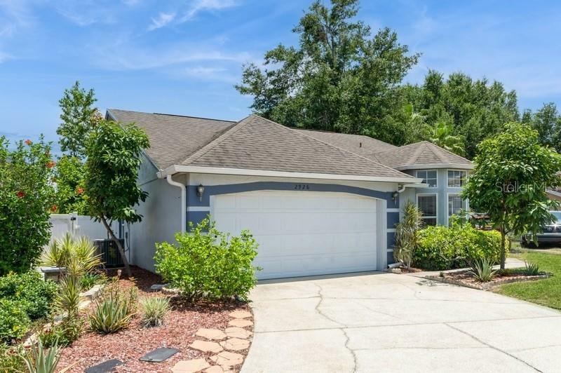 Property Photo: 2926 Dickens Circle FL 34747
