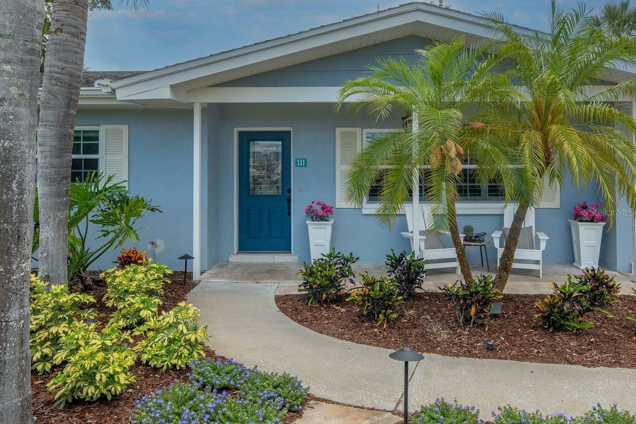Property Photo: 111 Carlyle Drive FL 34683