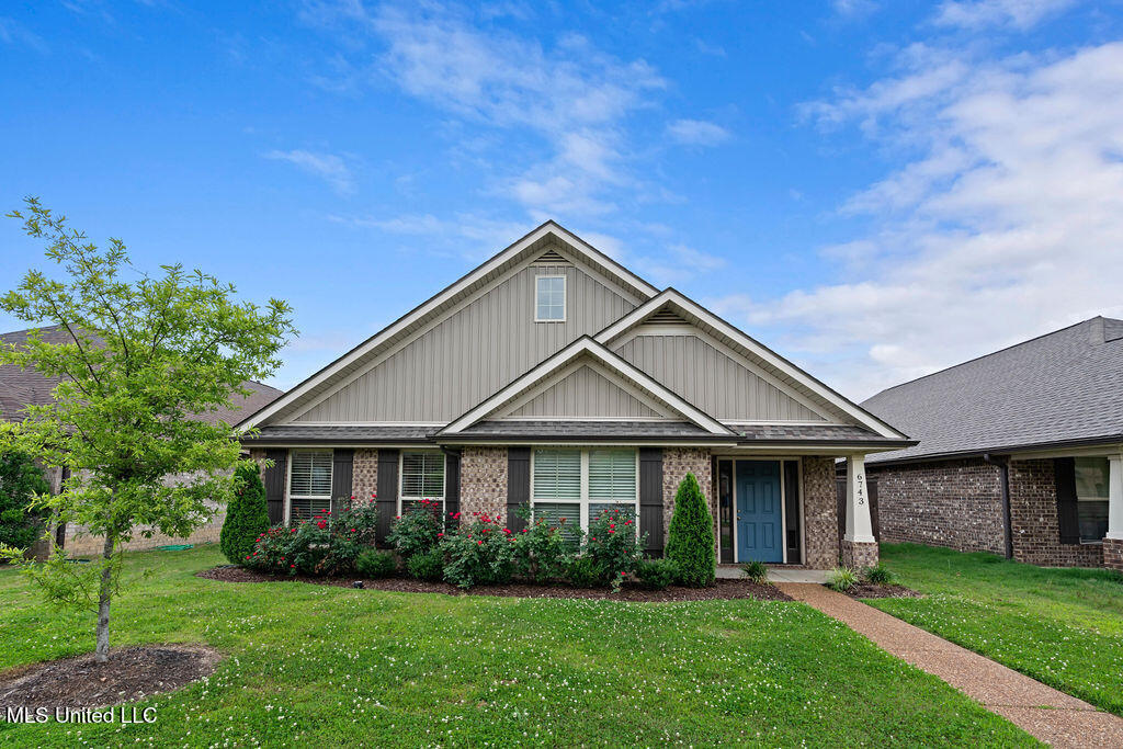 Property Photo: 6743 Jessie Hoyt Drive MS 38654
