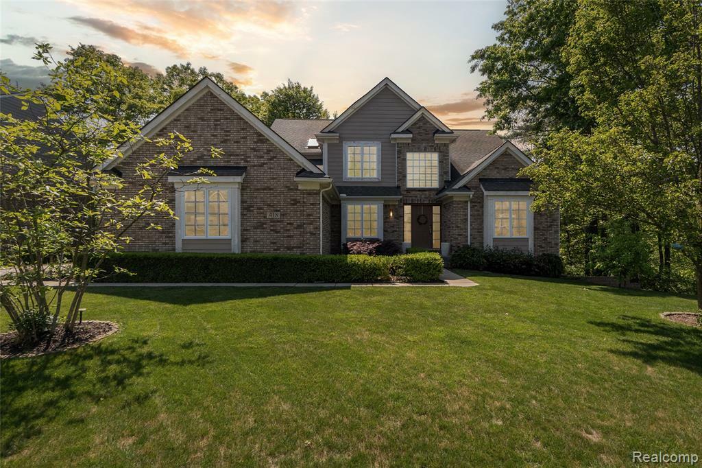 418 Greenan Lane  Lake Orion MI 48362 2179 photo