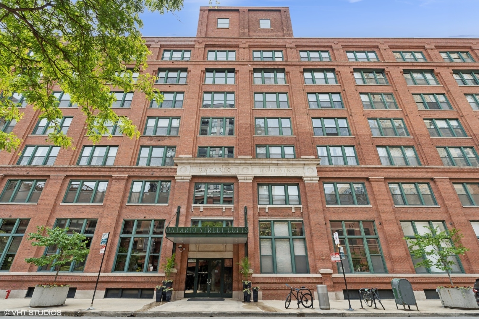 411 W Ontario Street 201-302  Chicago IL 60654 photo