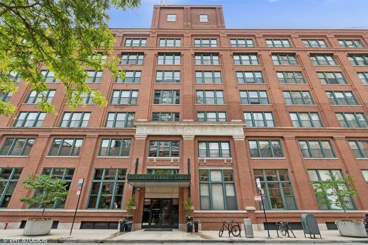 411 W Ontario Street 201-302  Chicago IL 60654 photo