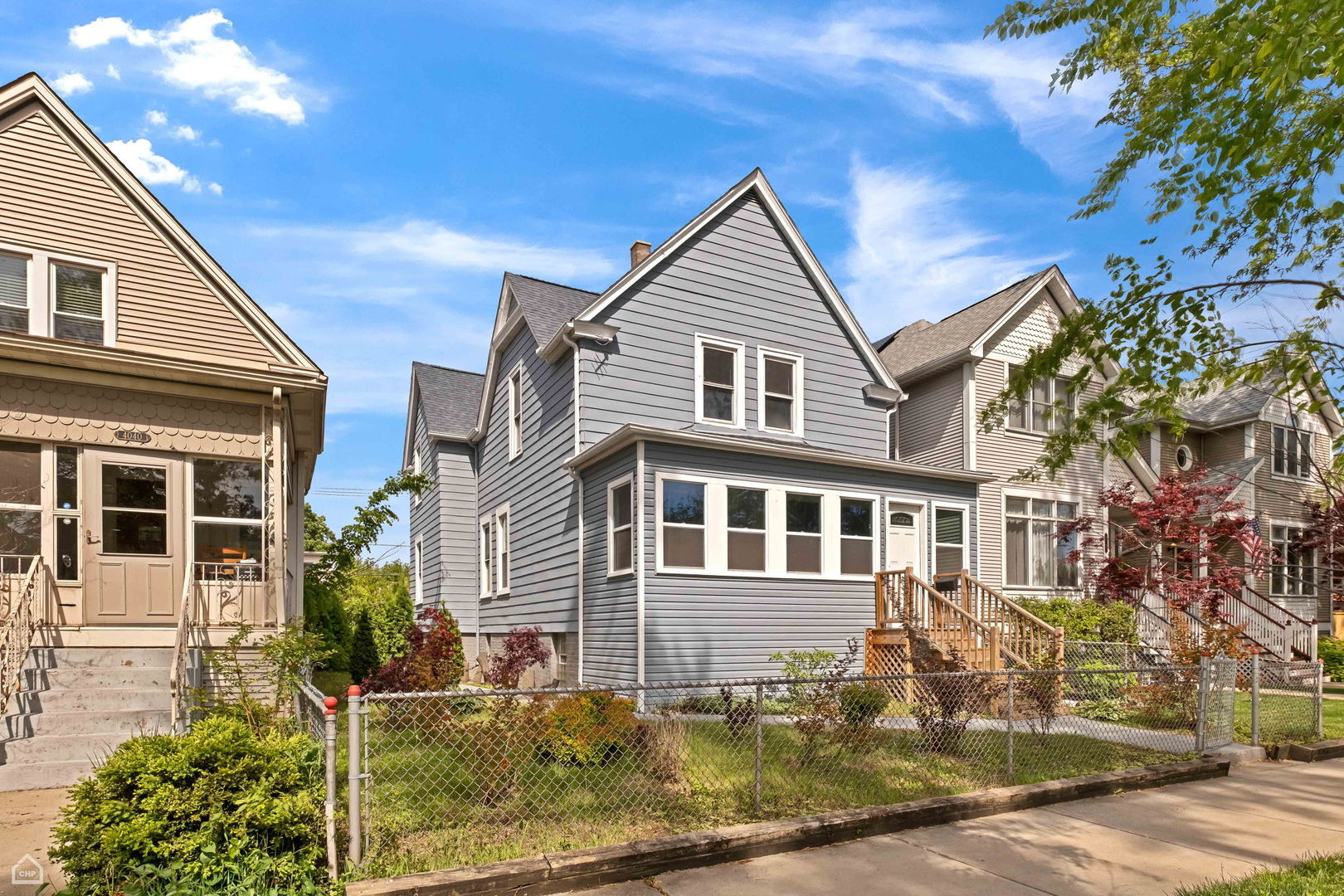 4042 N Kenneth Avenue  Chicago IL 60641 photo