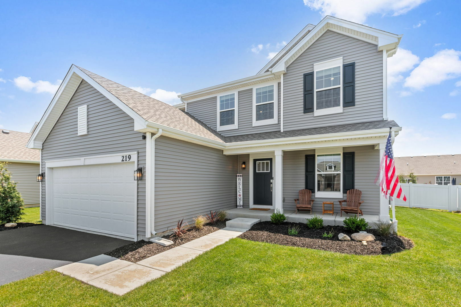 Property Photo: 219 Conway Street IL 60119