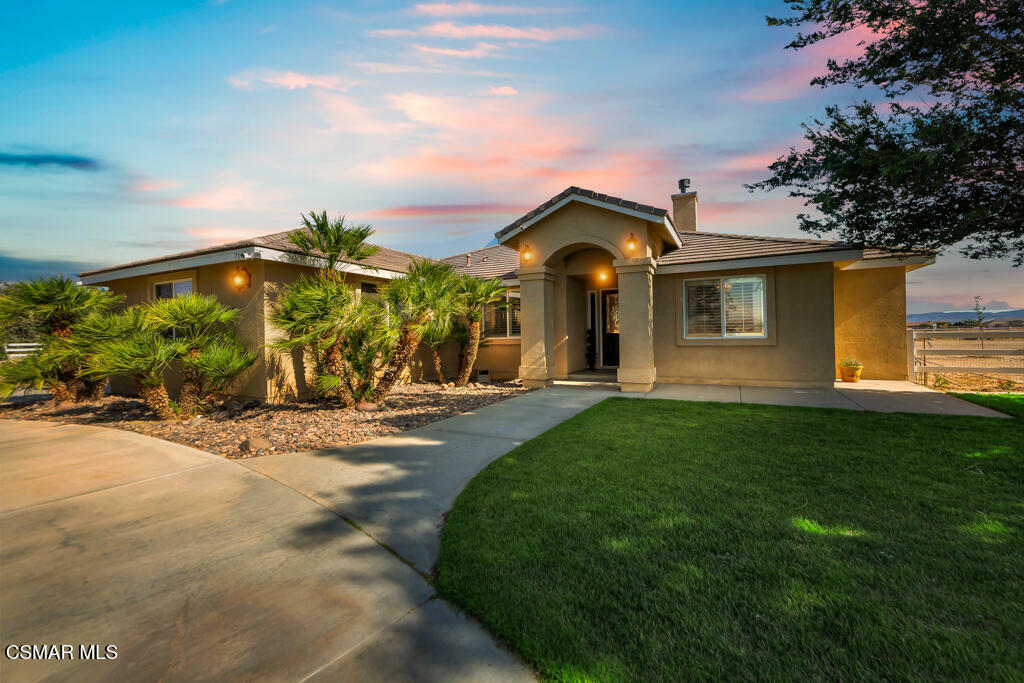 Property Photo: 7142 W Avenue A4 CA 93536