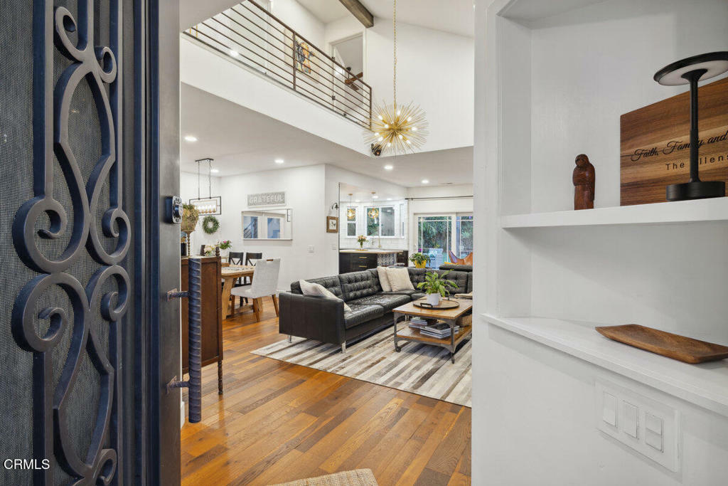Property Photo: 2330 Cedar Street CA 93001